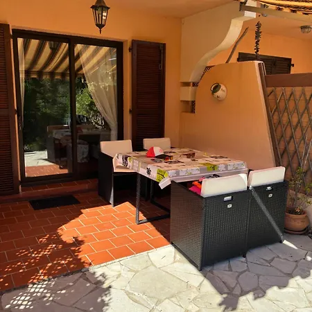 La Romaine Climatise Terrasse Vue 200m